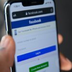 Facebookアカウントを永久に削除する方法