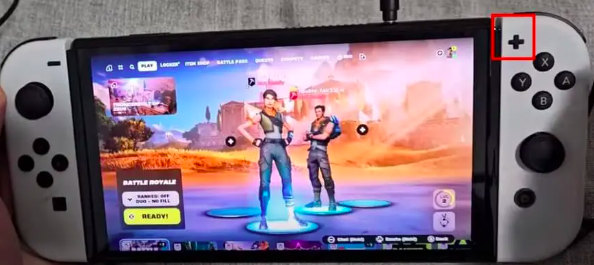 Switchの右上にある「＋」ボタンをクリックします
